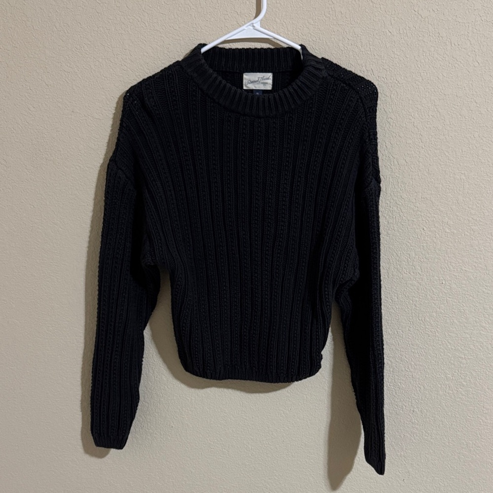 Universal Thread Black Ribbed Sweater